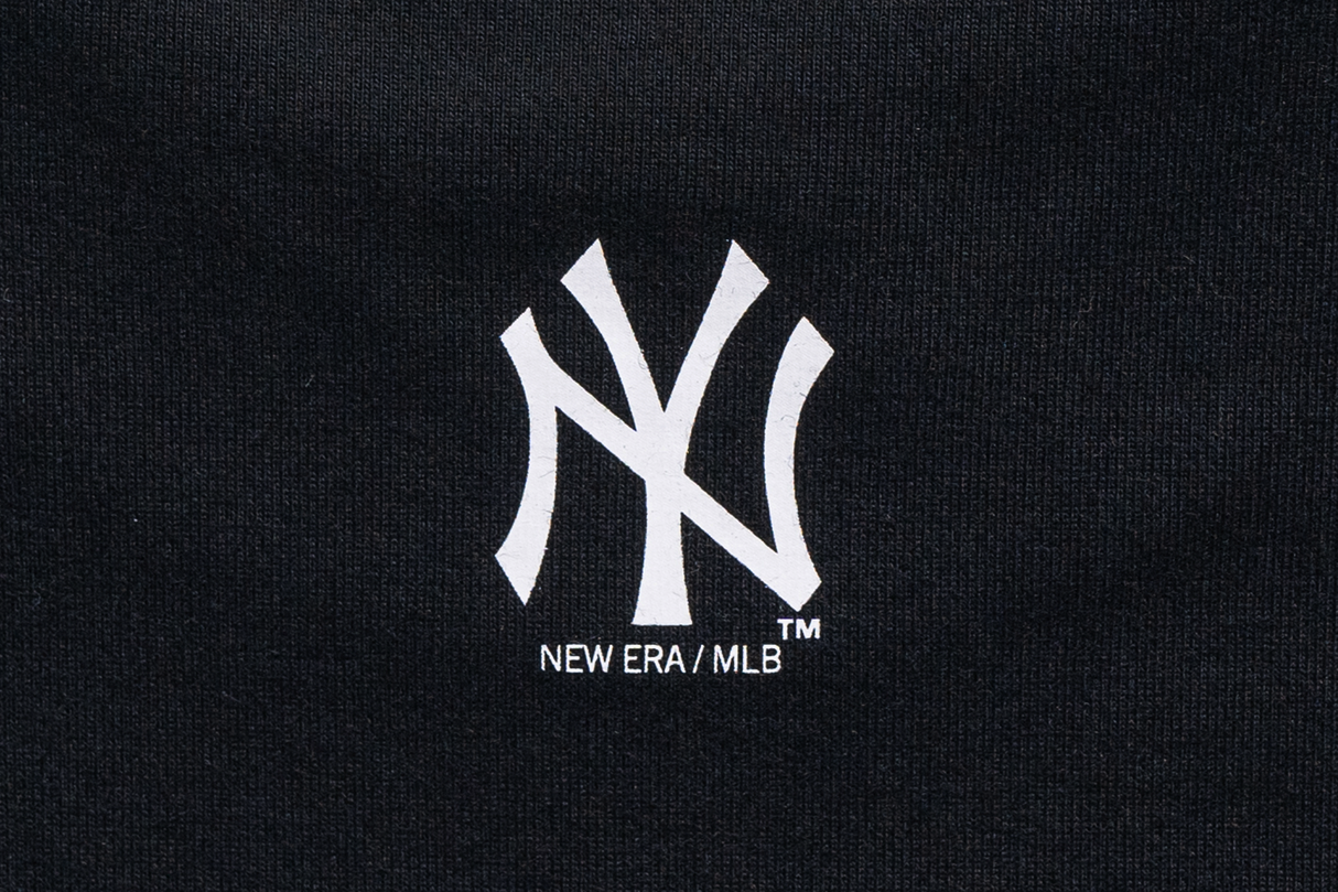 New Era New York Yankees Mix League Script Black Short Sleeve T-Shirt