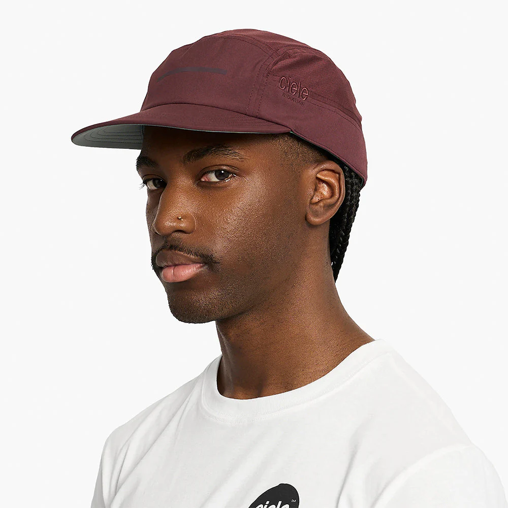 Ciele GOCAP Comp Bars Dark Wine Red Running Cap