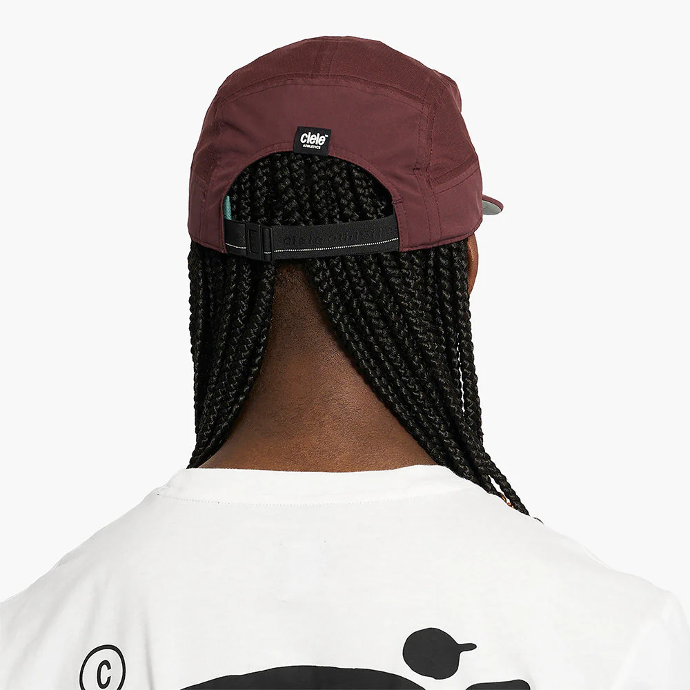 Ciele GOCAP Comp Bars Dark Wine Red Running Cap