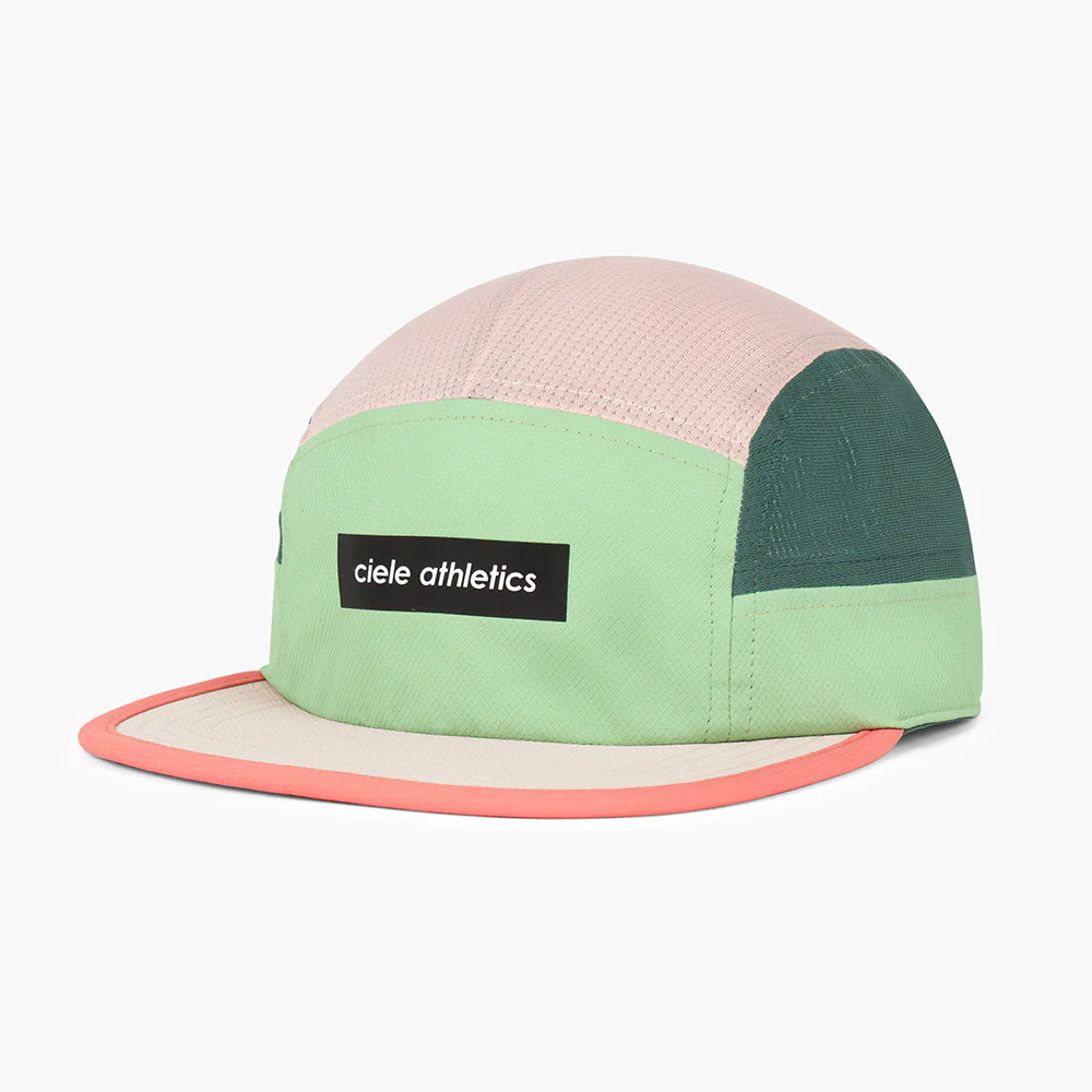 Ciele GOCAP Field Iconic Bar Pistachio/Silver Pine Running Cap