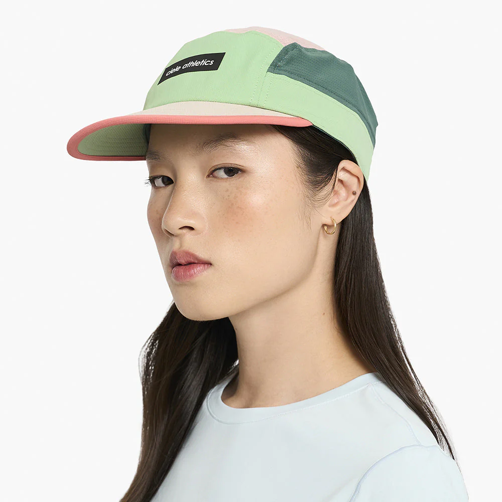 Ciele GOCAP Field Iconic Bar Pistachio/Silver Pine Running Cap