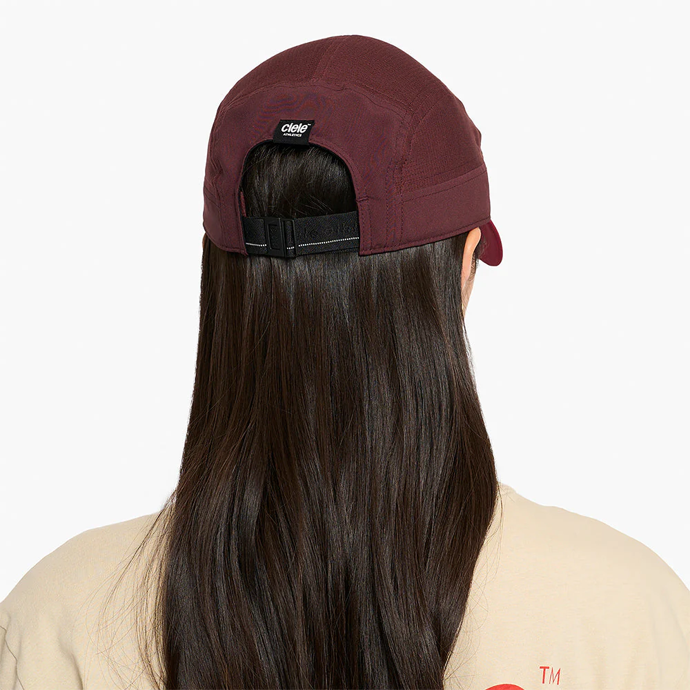 Ciele GOCAP SC Comp C Cube Dark Wine Red Running Cap
