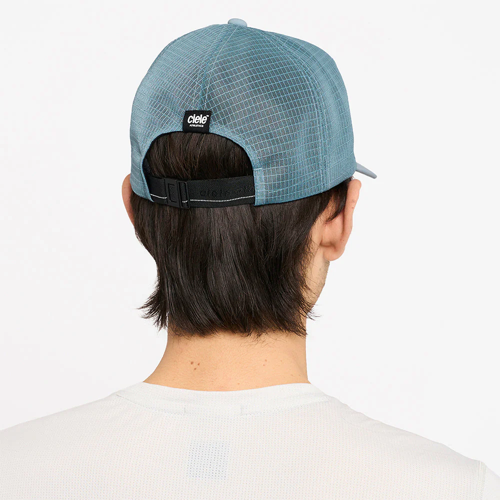 Ciele TRLCAP SC Comp Capital Cross Chambray Running Cap
