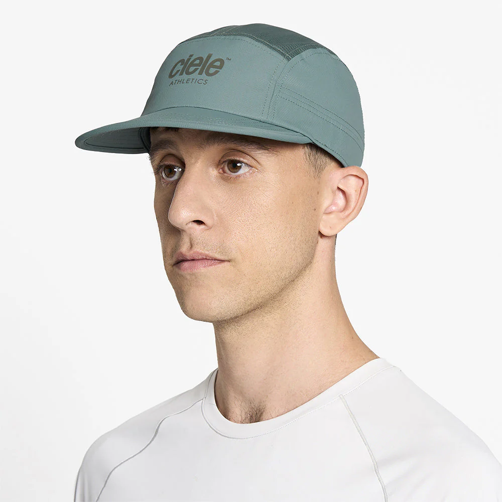 Ciele GOCAP Classic Athletics Silver Pine Running Cap