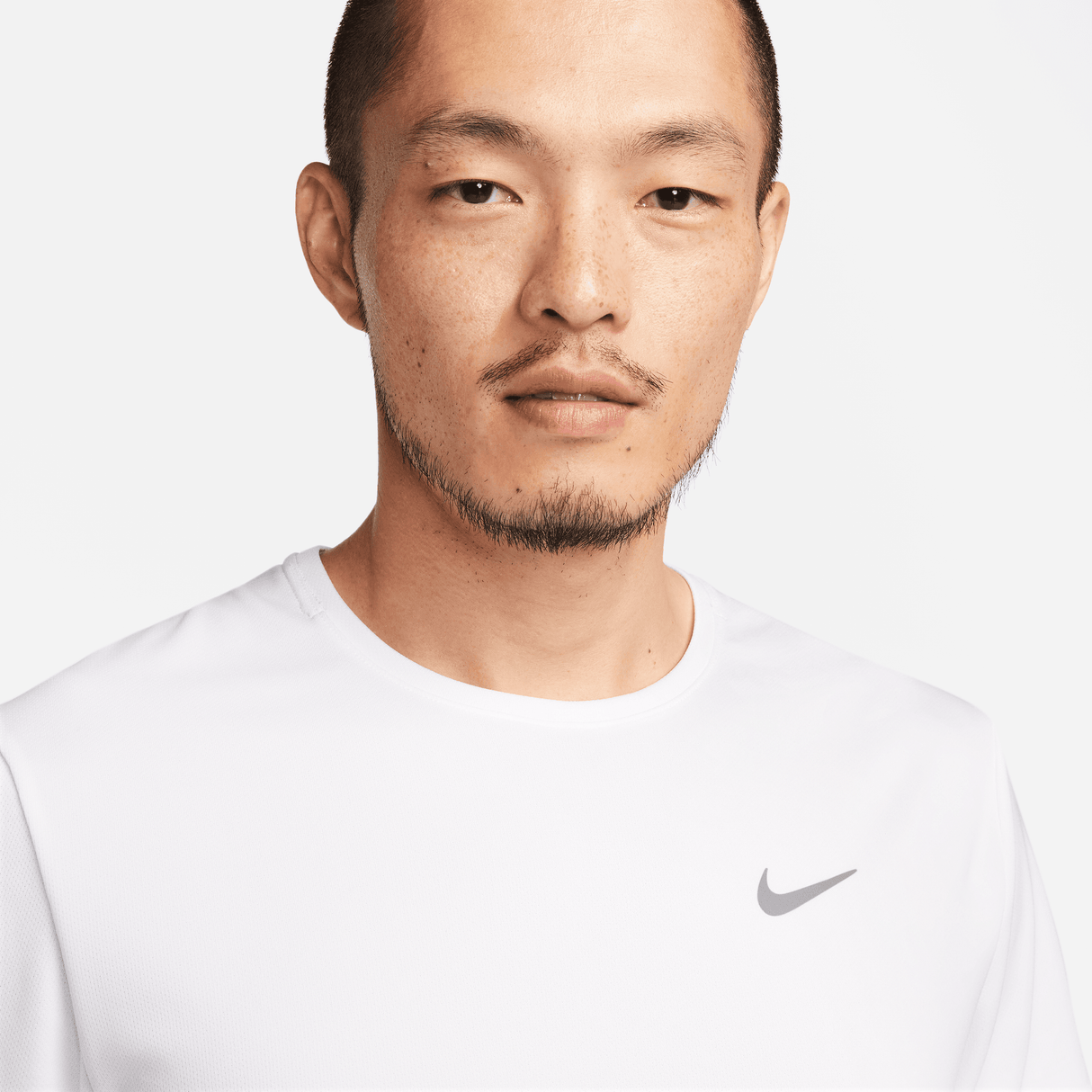 Nike Men's Dri-FIT UV Miler Short-Sleeve Running Top