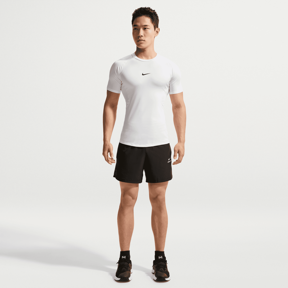 Nike Men's Pro Dri-FIT Tight Short-Sleeve Fitness Top