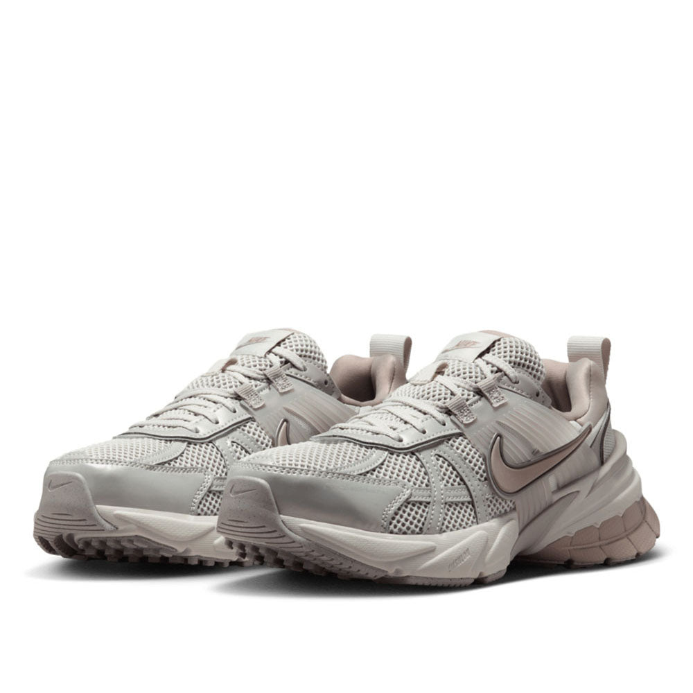 Nike Women's V2K Run Casual Shoes with Reflective Accents