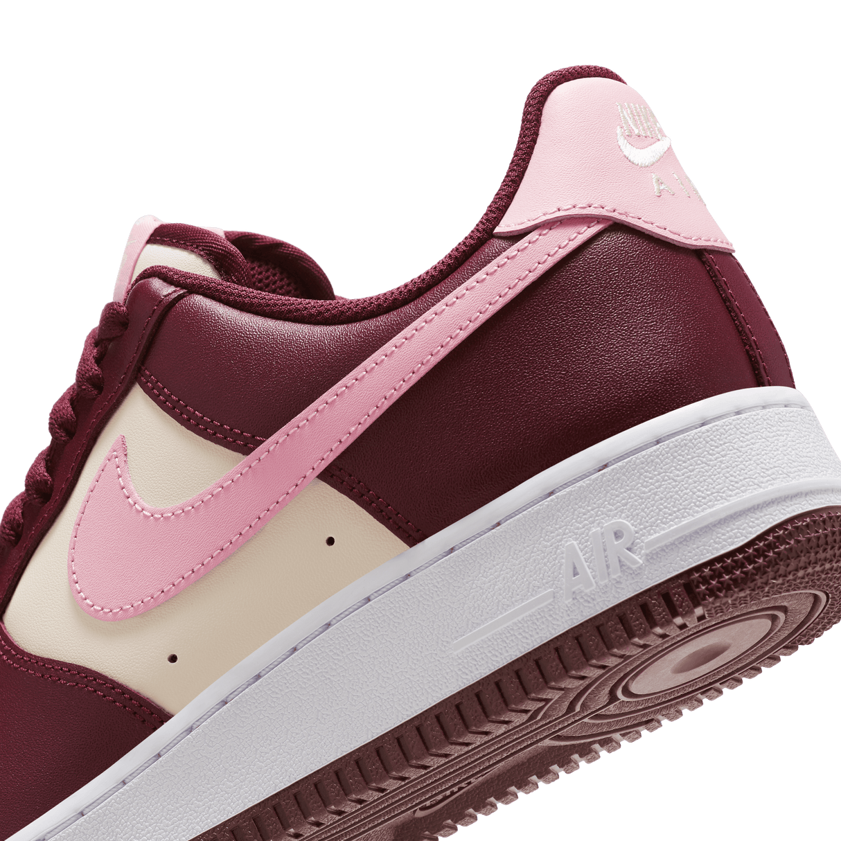 Nike Men's Air Force 1 '07 Casual Shoes