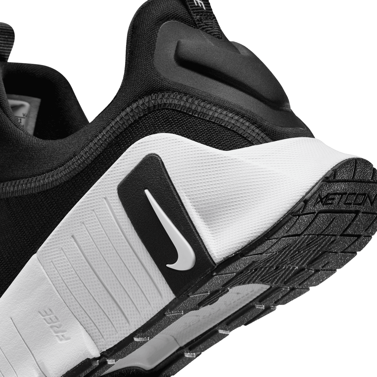 Nike Women's Free Metcon 6 Workout Shoes