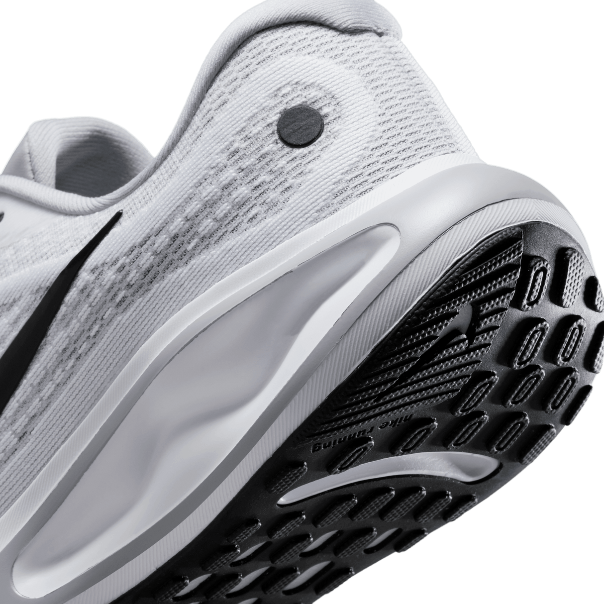 Nike Women's Journey Run Road Running Shoes