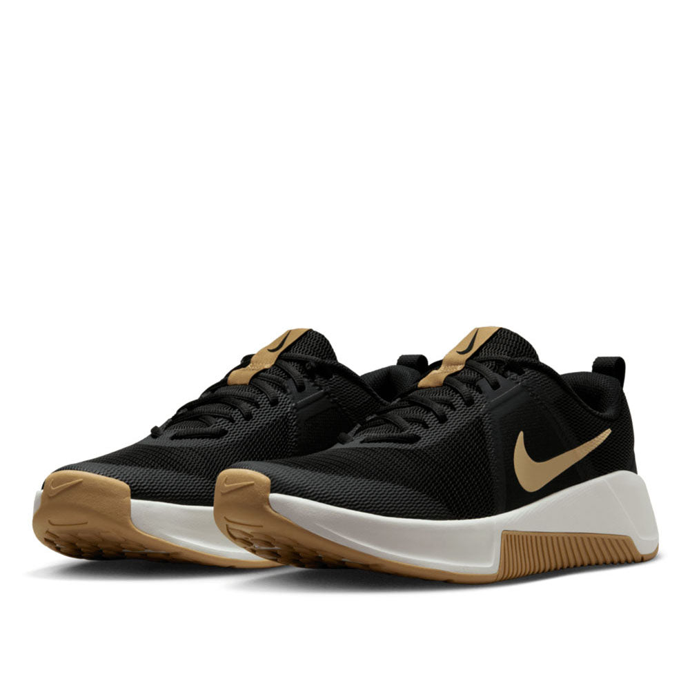 Nike Men's MC Trainer 3 Workout Shoes