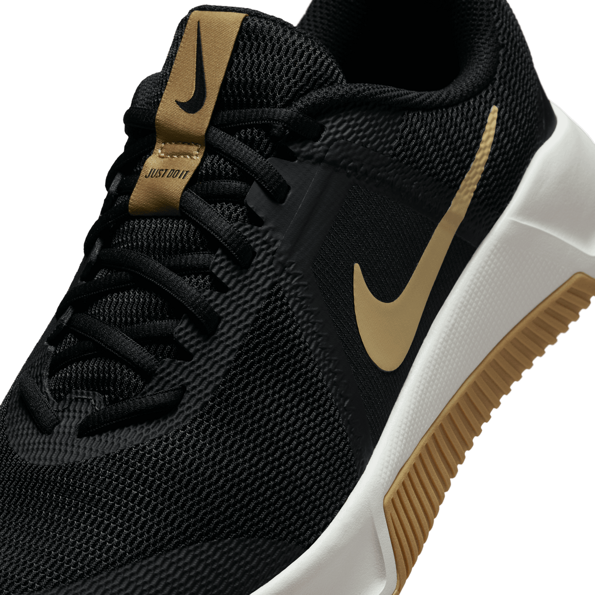 Nike Men's MC Trainer 3 Workout Shoes