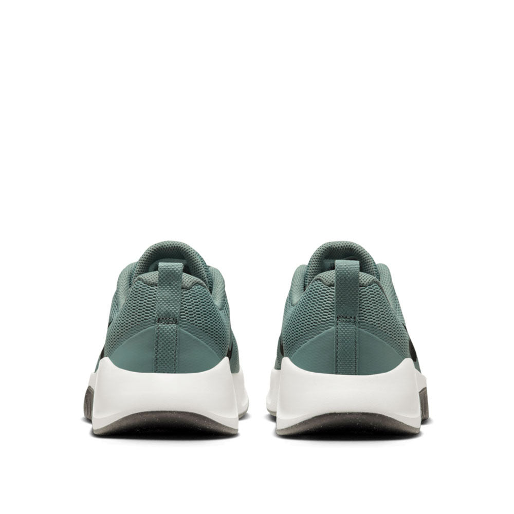 Nike Men's MC Trainer 3 Workout Shoes