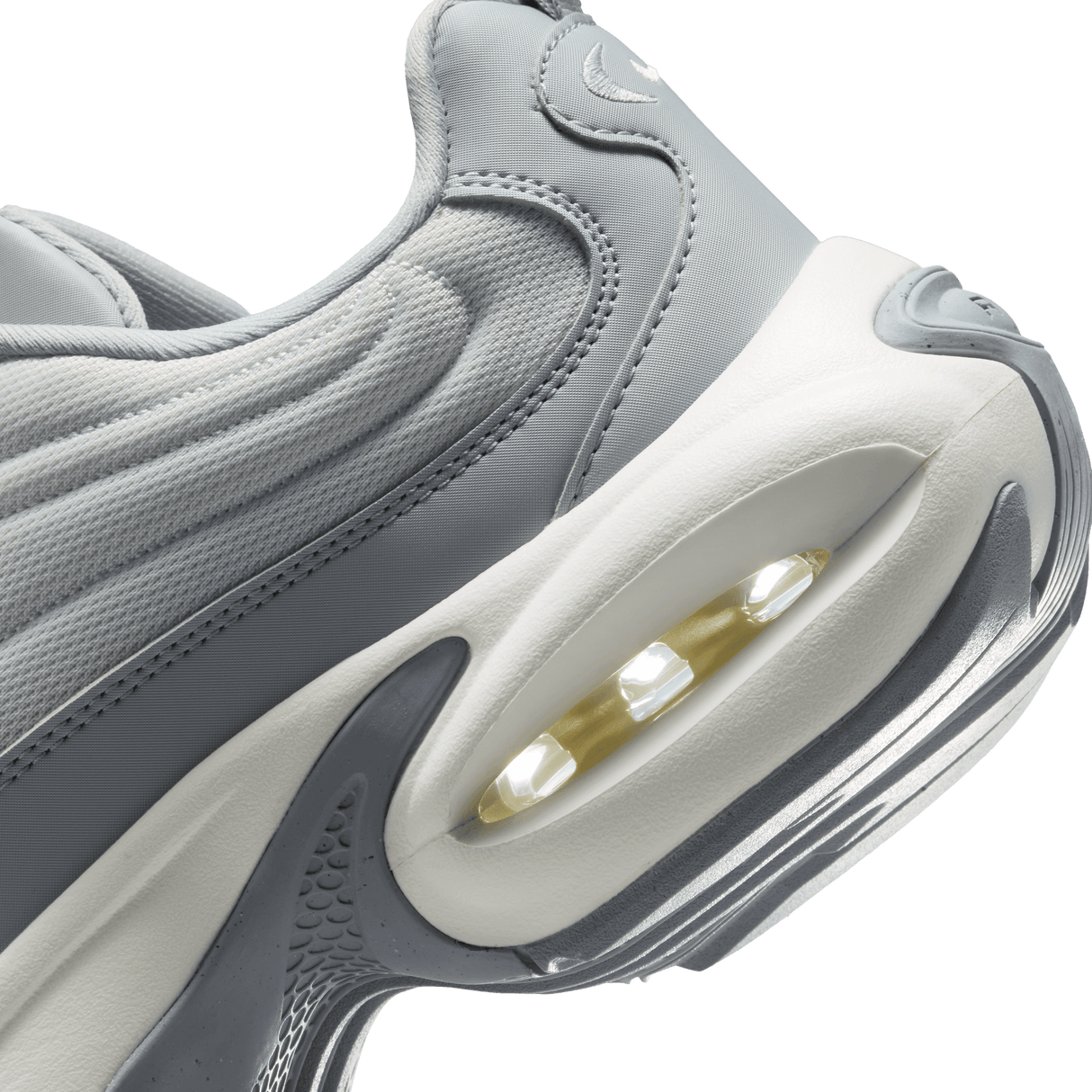 Nike Women's Air Max Portal Shoes