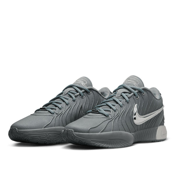 Nike Men's Lebron XXI EP Basketball Shoes
