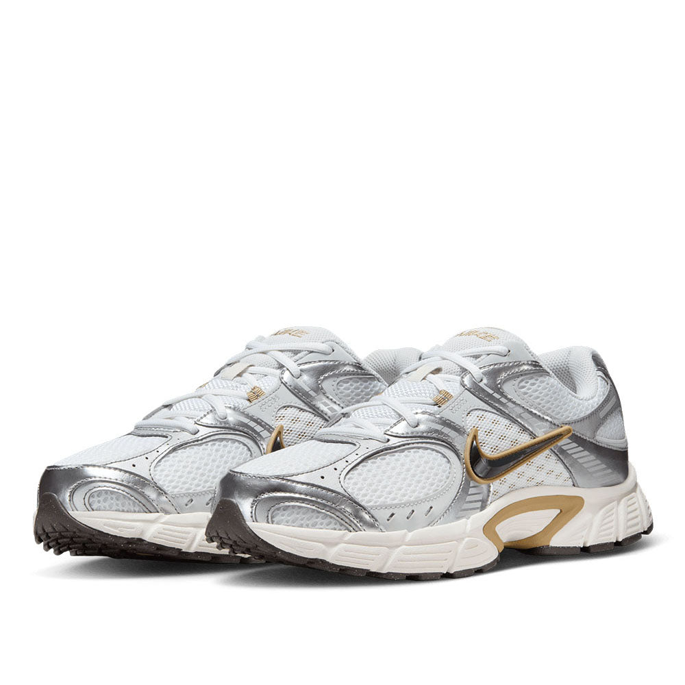 Nike Men's V5 RNR Casual Shoes
