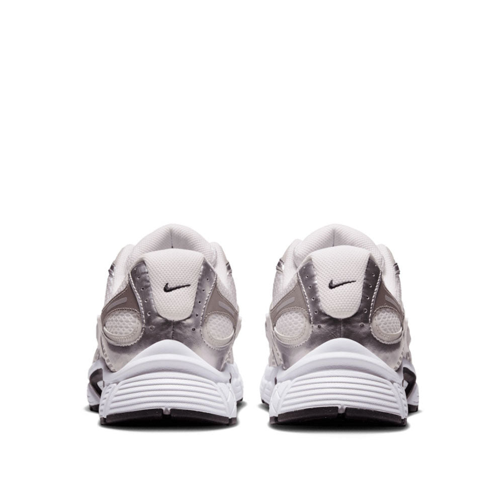 Nike Men's V5 RNR Casual Shoes