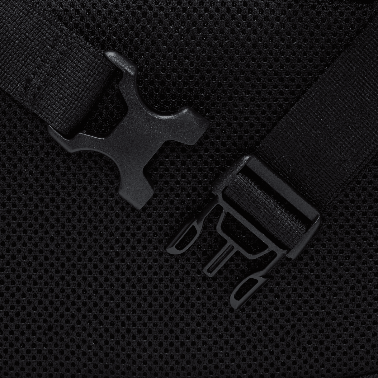 Nike Hayward Patrol Crossbody Bag (4L)