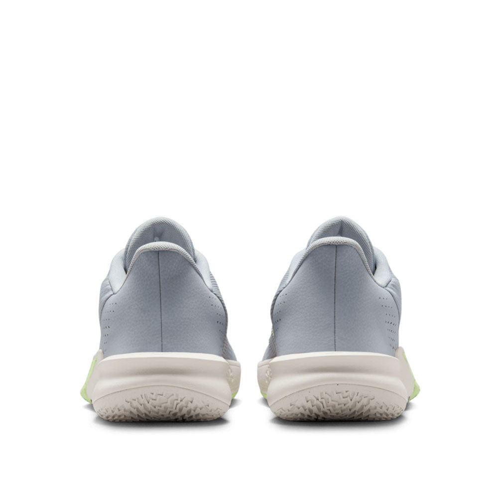 Nike Men's Precision 7 Basketball Shoes