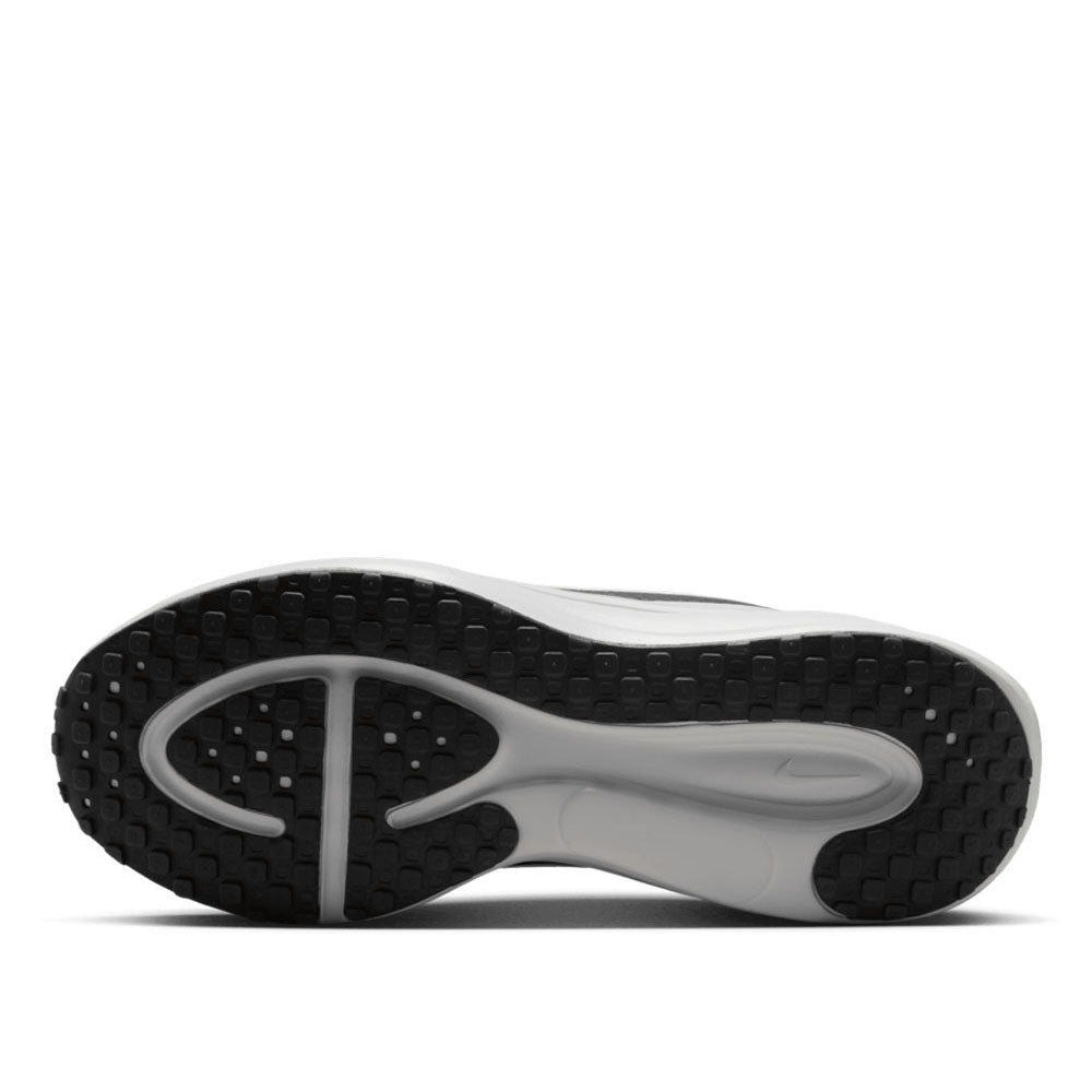 Nike Men's Revolution 8 Road Running Shoes