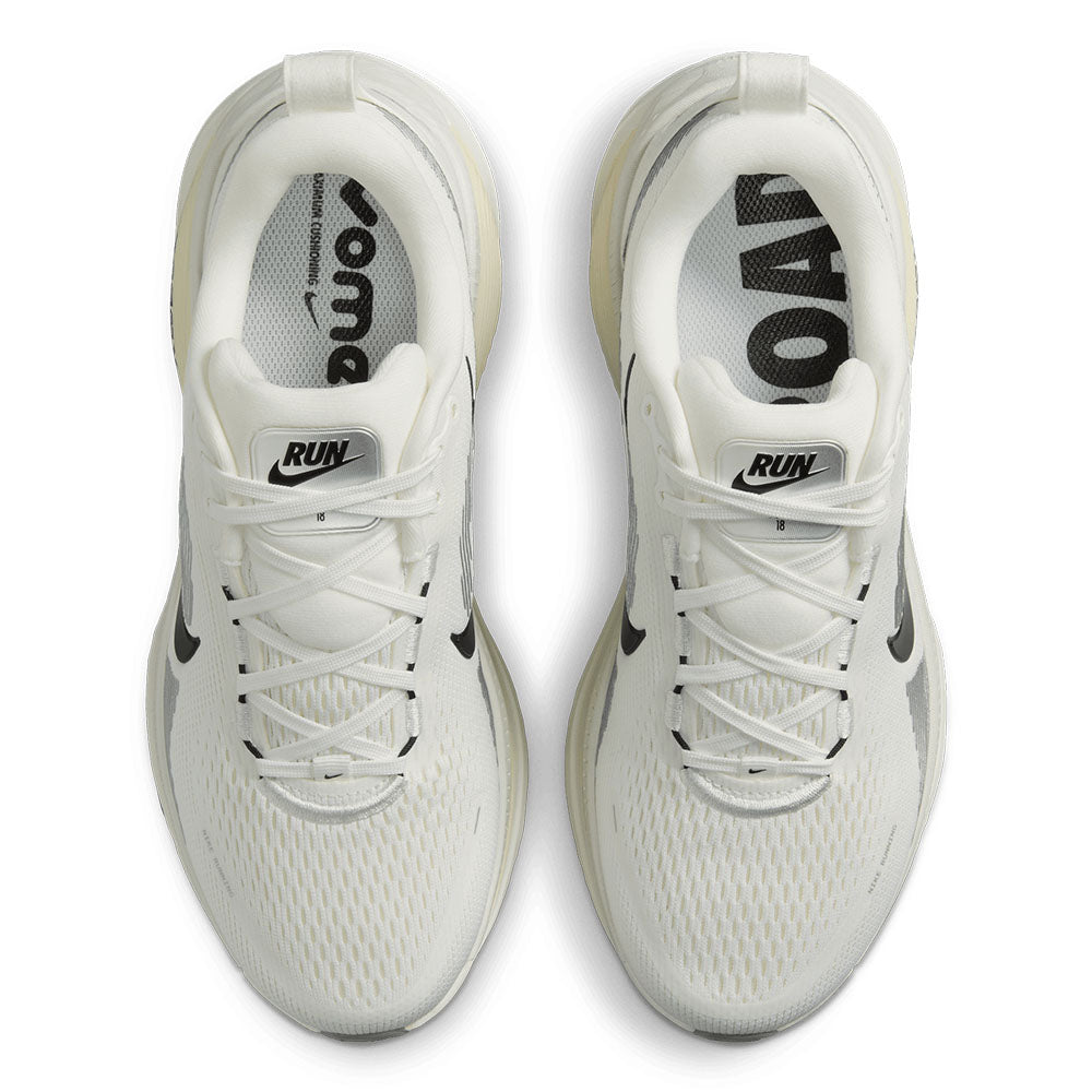 Nike Women's Vomero 18 Running Shoes