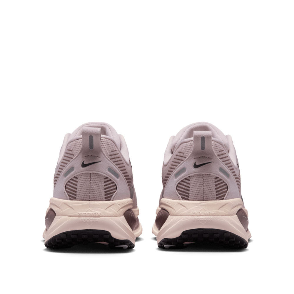 Nike Women's Vomero 18 Road Running Shoes