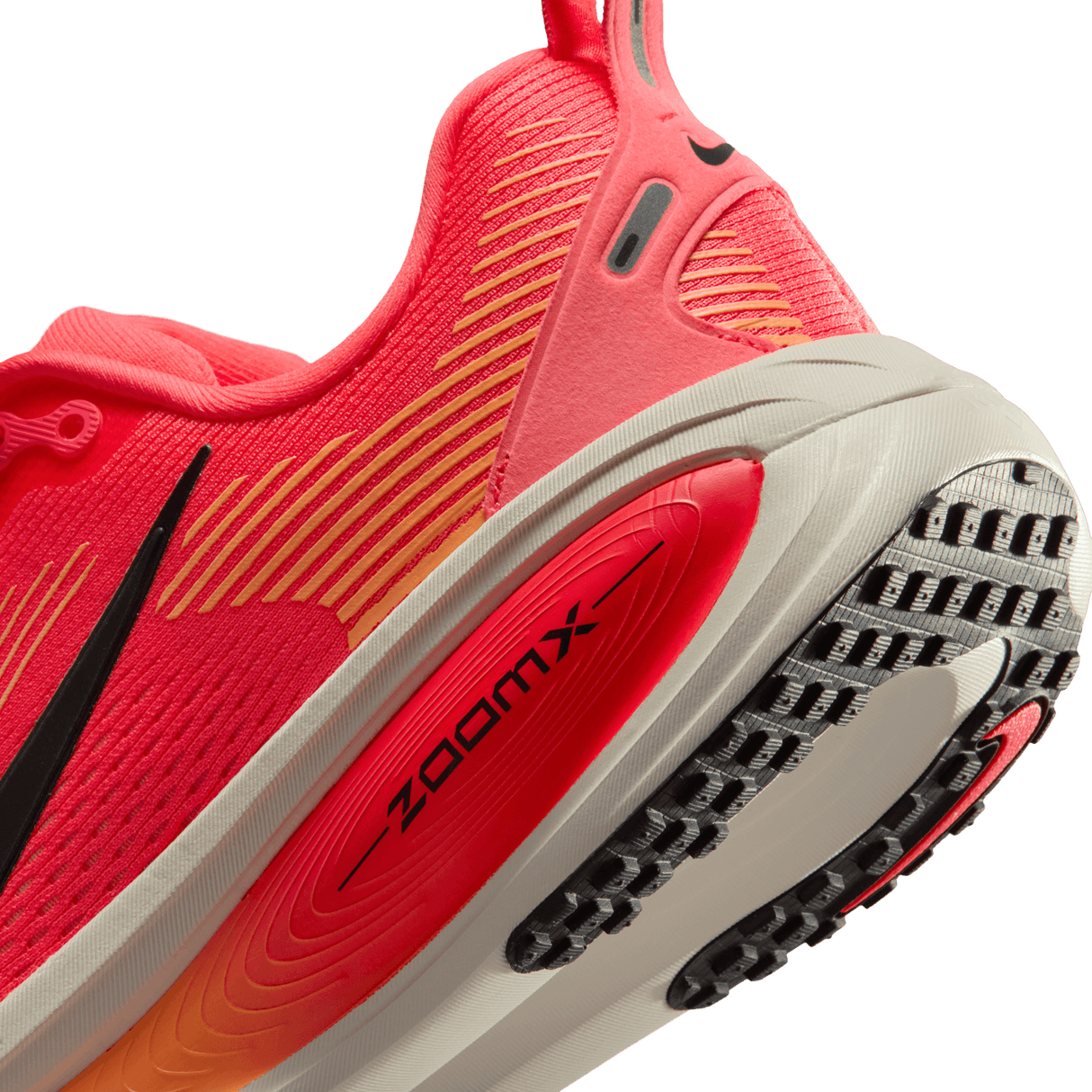 Nike Women's Vomero 18 Road Running Shoes