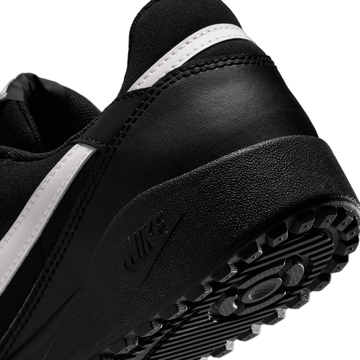 Nike Women's Terra Manta Casual Shoes