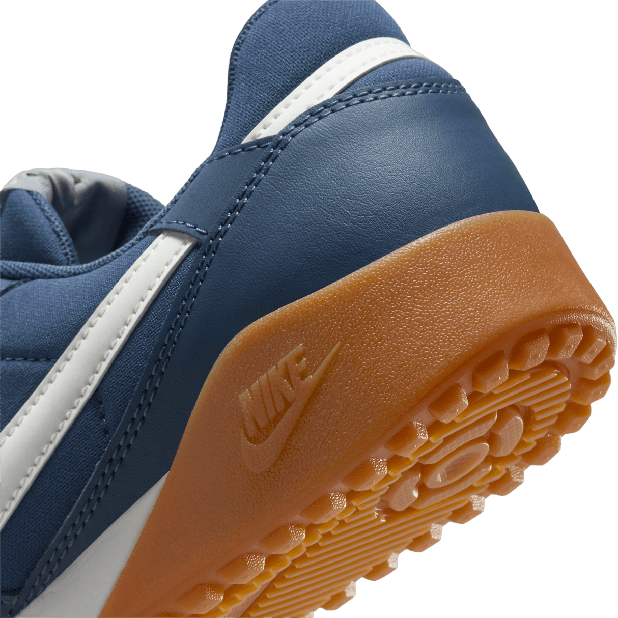 Nike Women's Terra Manta Casual Shoes