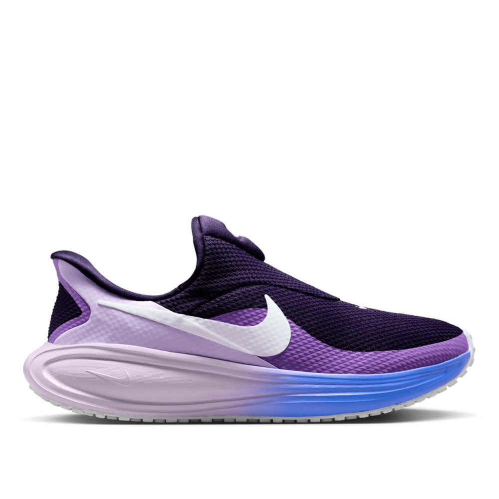 Nike Women's Revolution 8 EasyOn Road Running Shoes