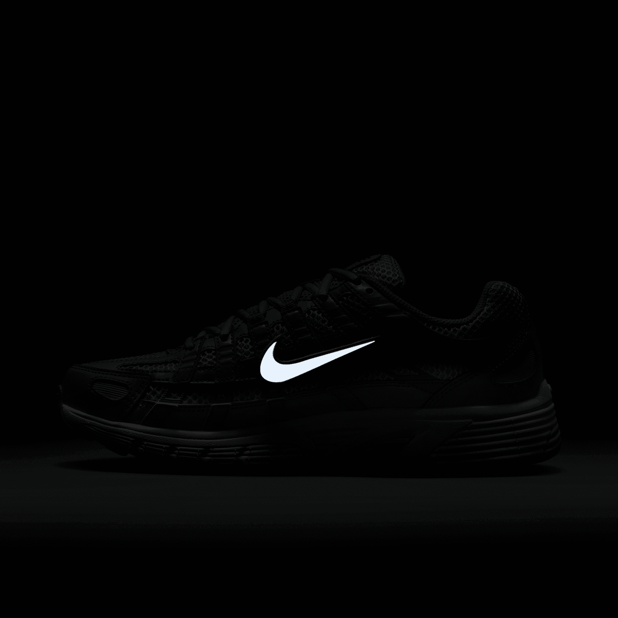 Nike Women's P-6000 SE Casual Shoes with Reflective Accents