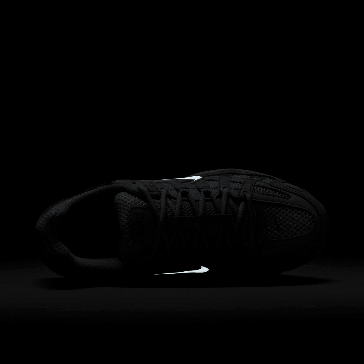 Nike Women's P-6000 SE Casual Shoes with Reflective Accents