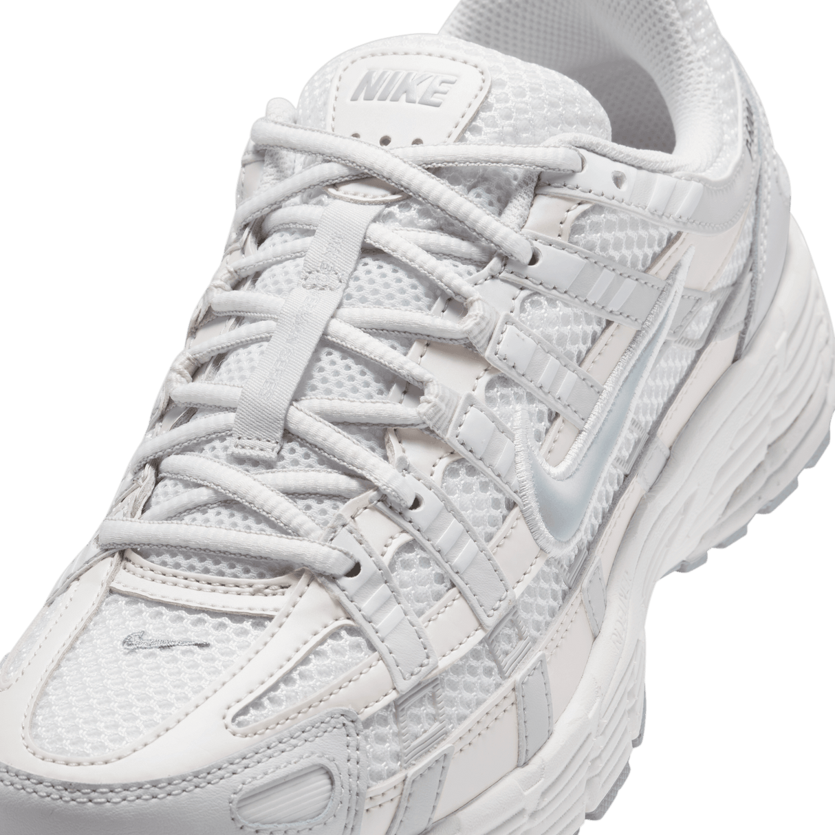 Nike Women's P-6000 SE Casual Shoes with Reflective Accents