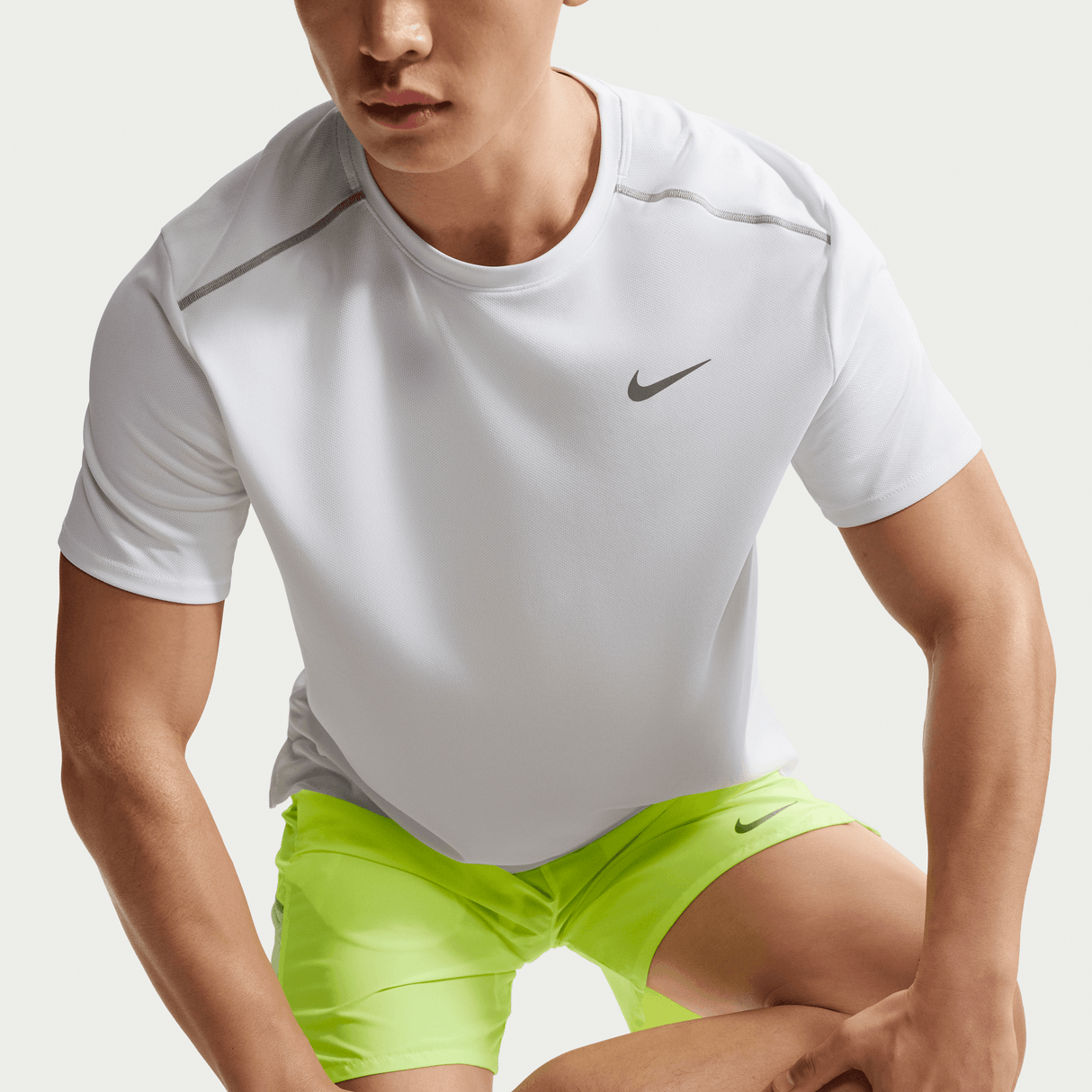 Nike Men's Miler Dri-FIT UV Protection Short-Sleeve Running Top