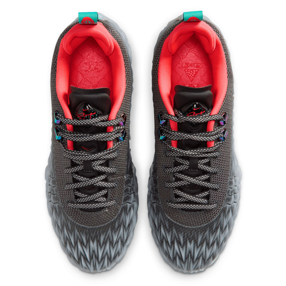 Nike Men's S.T. Charge EP Basketball Shoes