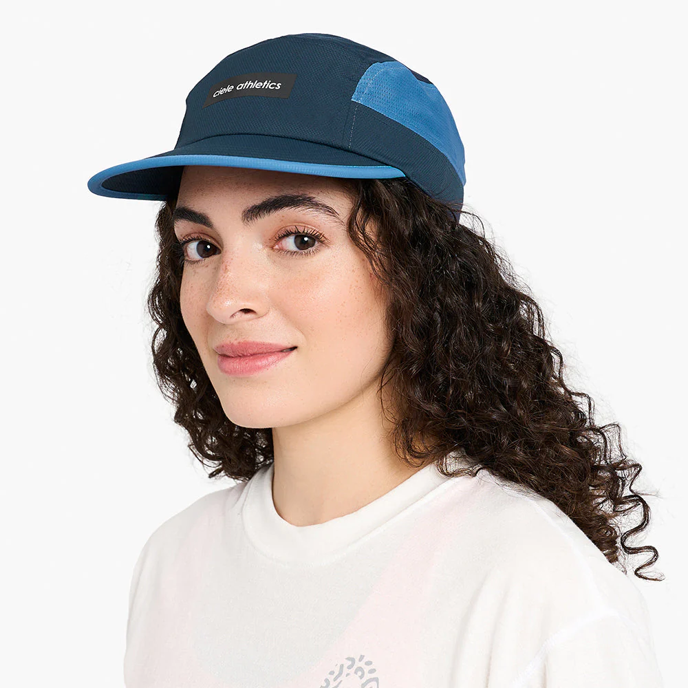 Ciele GOCap Field Iconic Bar Indigo Running Cap