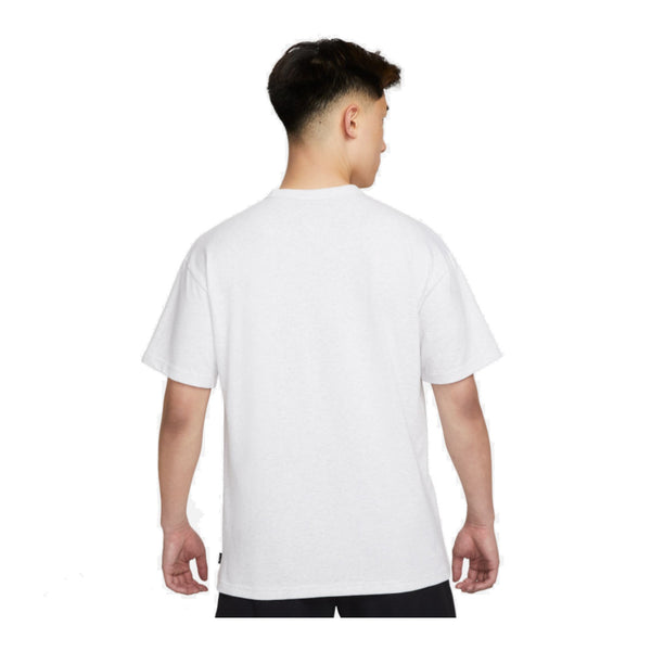 Nike Men's Sportswear Premium Essentials  T-Shirt