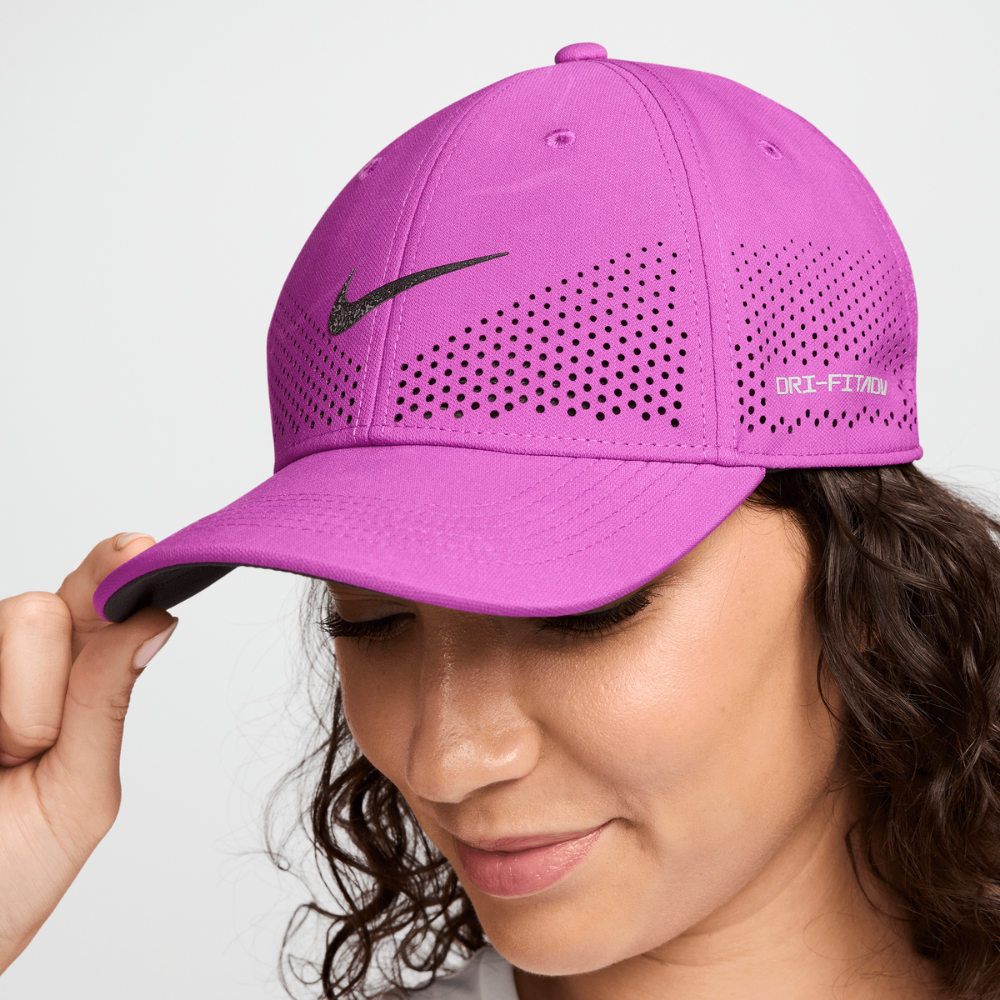 Nike Dri-FIT ADV Club Structured Swoosh Cap