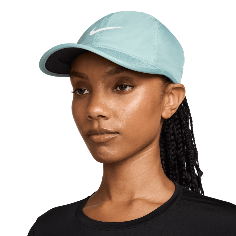 Nike Dri-FIT Club Unstructured Featherlight Cap
