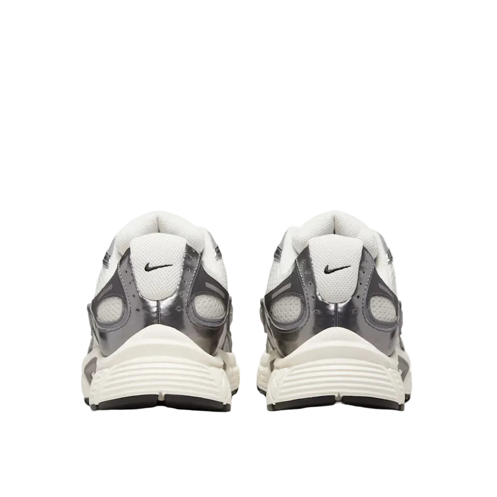 Nike Men's V5 RNR Casual Shoes
