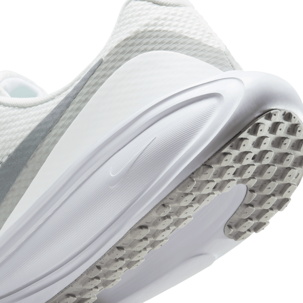 Nike Men's Revolution 8 Road Running Shoes