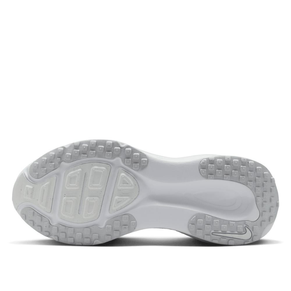 Nike Women's Vomero 18 Road Running Shoes