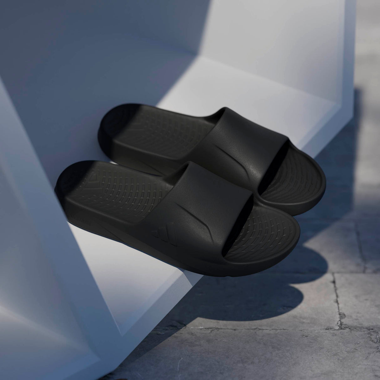 adidas Unisex Lighshift Slides