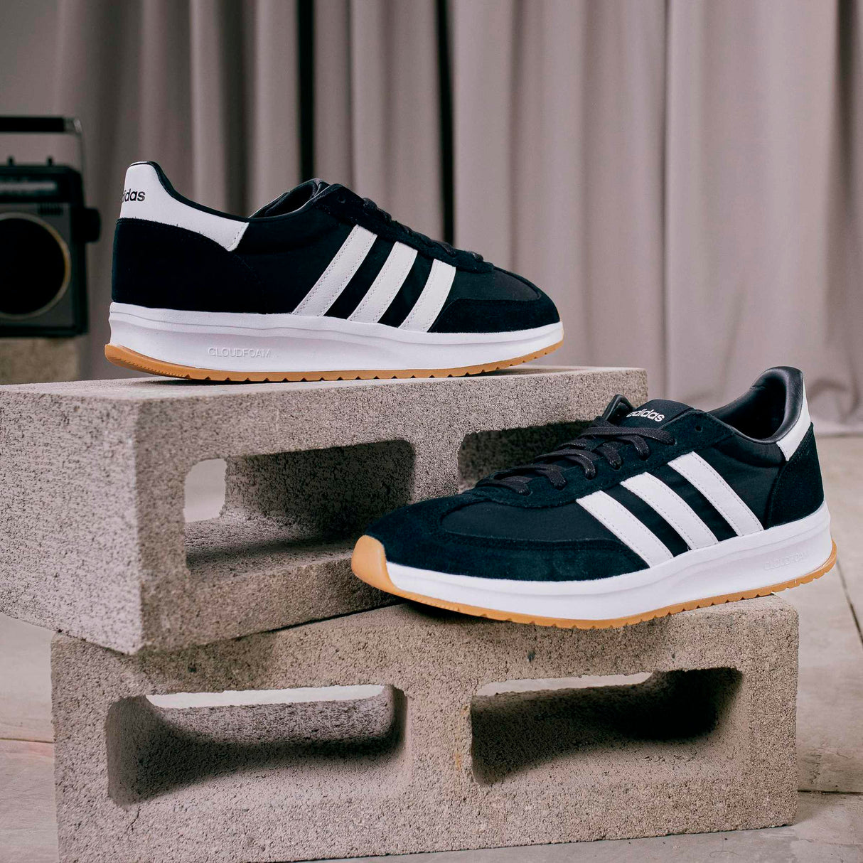 adidas Men's RUN 70s 2.0 Casual Shoes