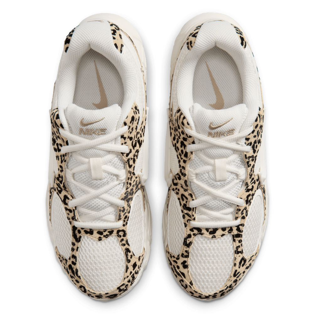 Nike Women's V5 RNR Suede Casual Shoes