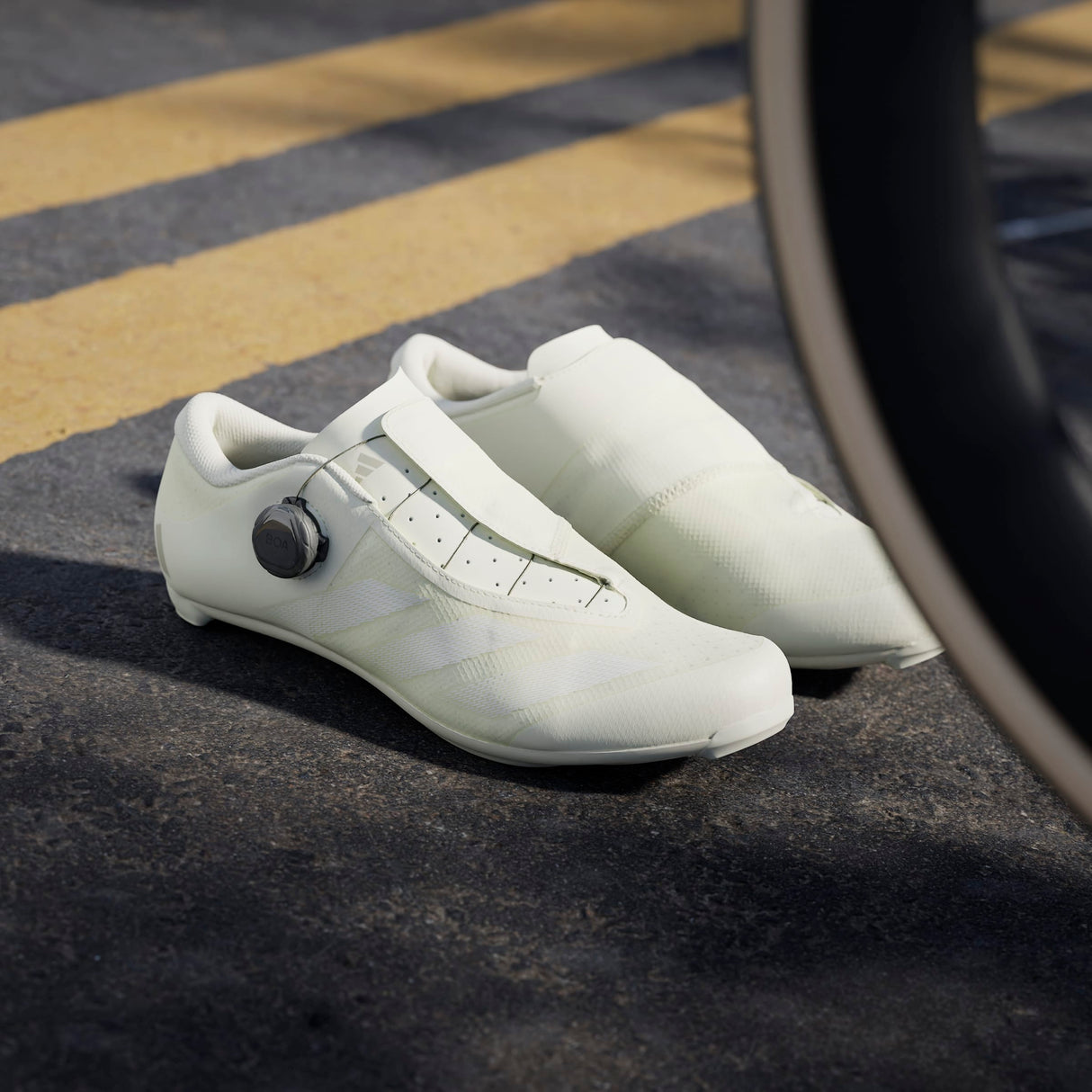 adidas Unisex Tempo 3-Stripes Boa Cycling Shoes