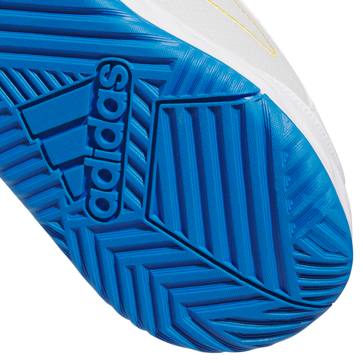 adidas Men's GAMECHASER Basketball Shoes