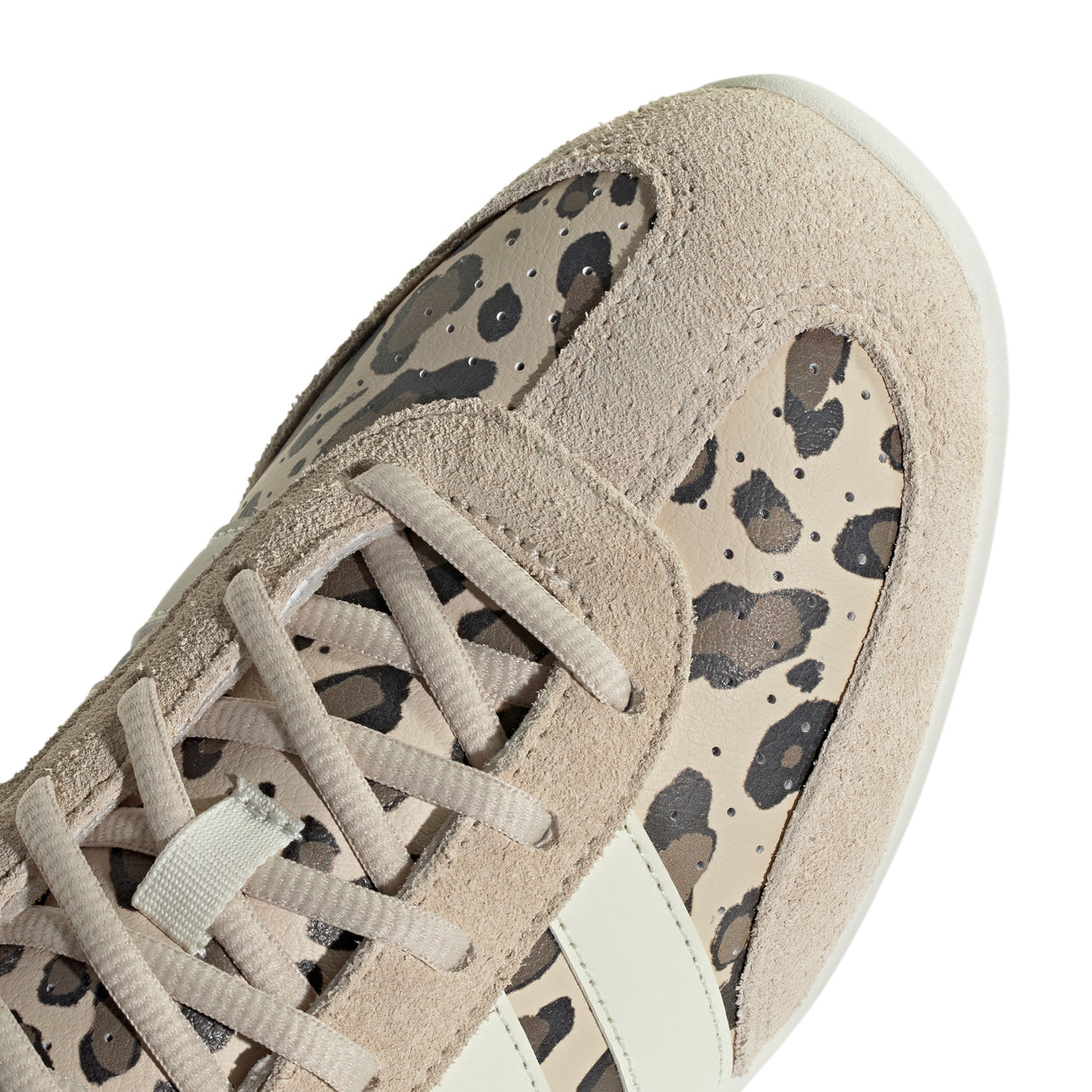 adidas Women's Barreda Lo Casual Shoes