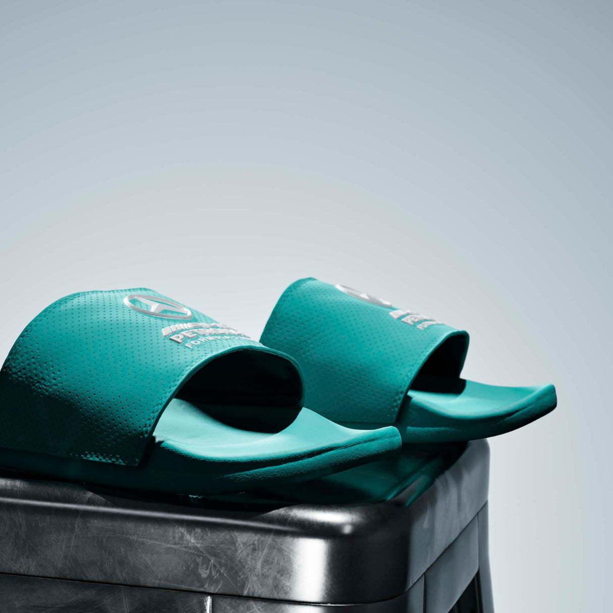 adidas Unisex adilette Comfort MER Slides