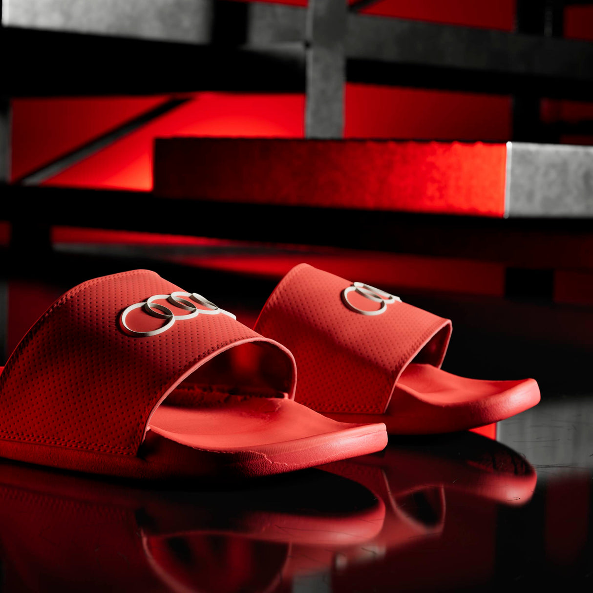 adidas Unisex adilette Comfort Audi Revolut F1 Team Slides